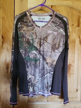 Realtree Hunting Top - NWOT